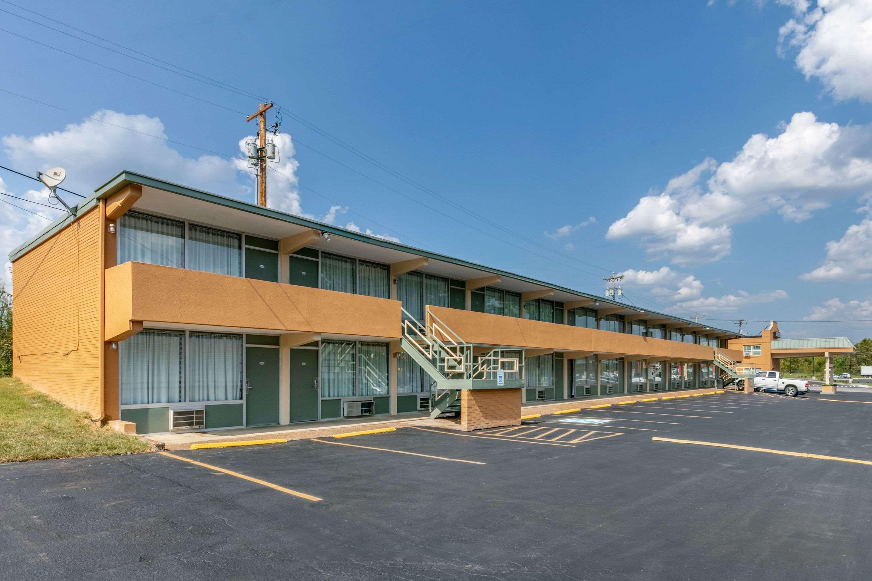 Rodeway Inn Kingston Springs Exterior photo